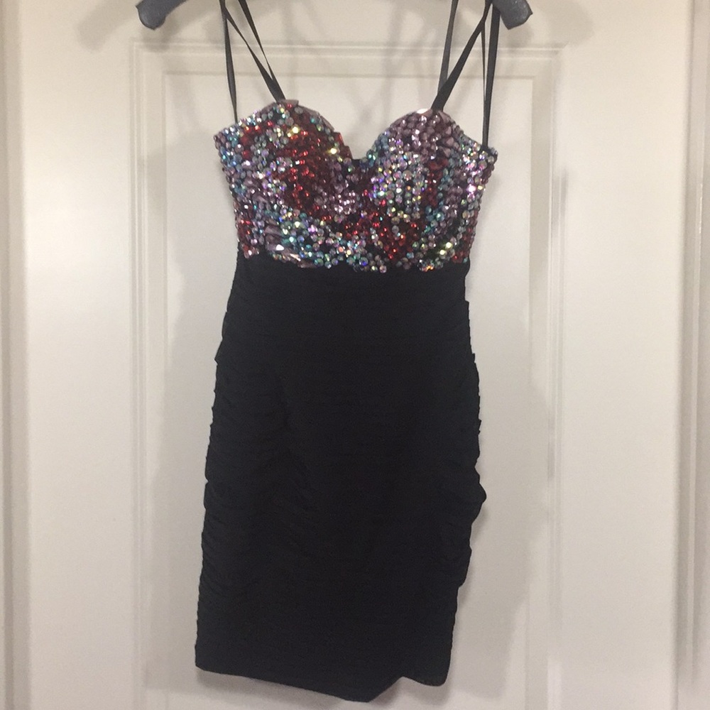 Jovani cocktail dress - size 4. GREAT CONDITION!!